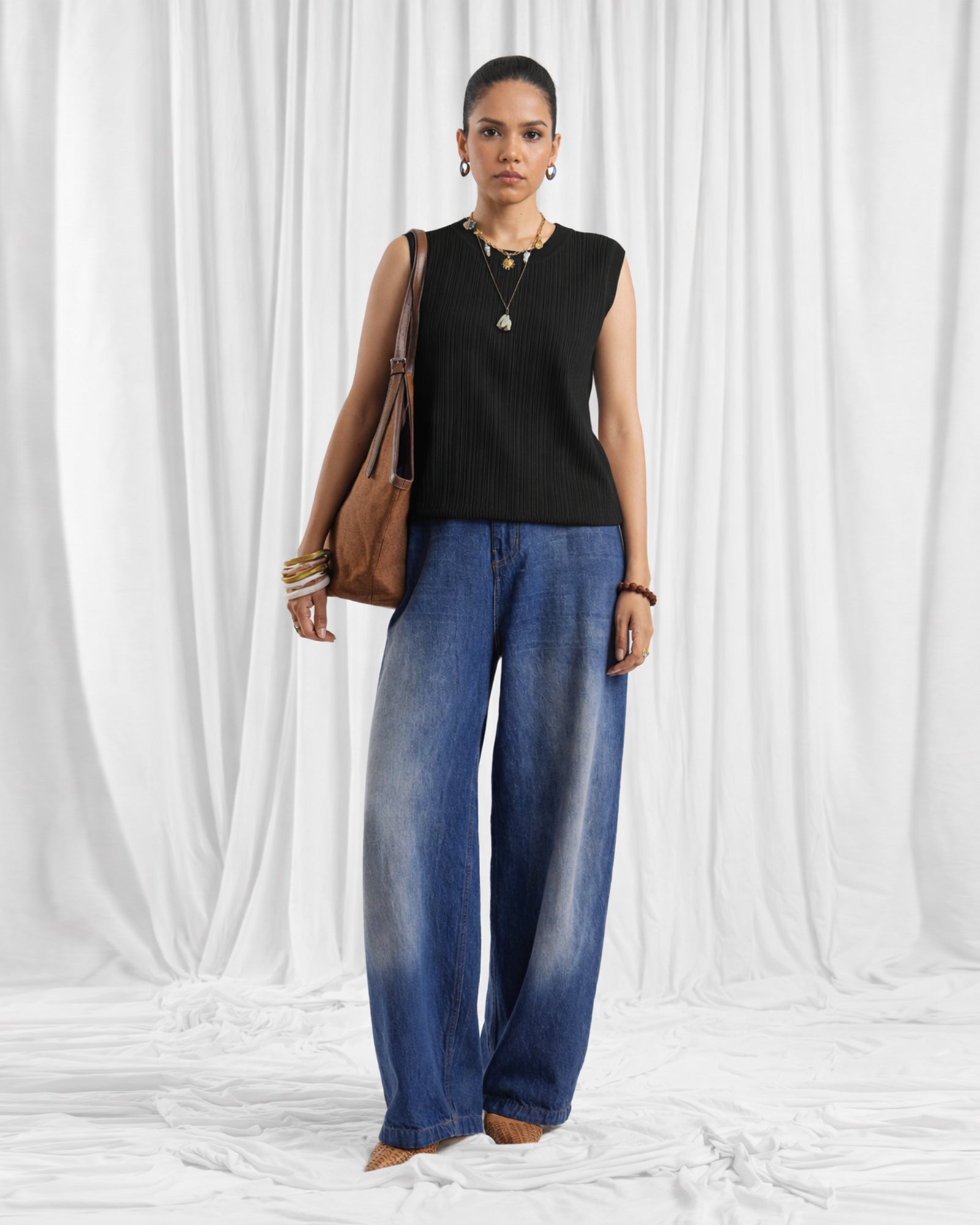 Women Sleeveless Tee