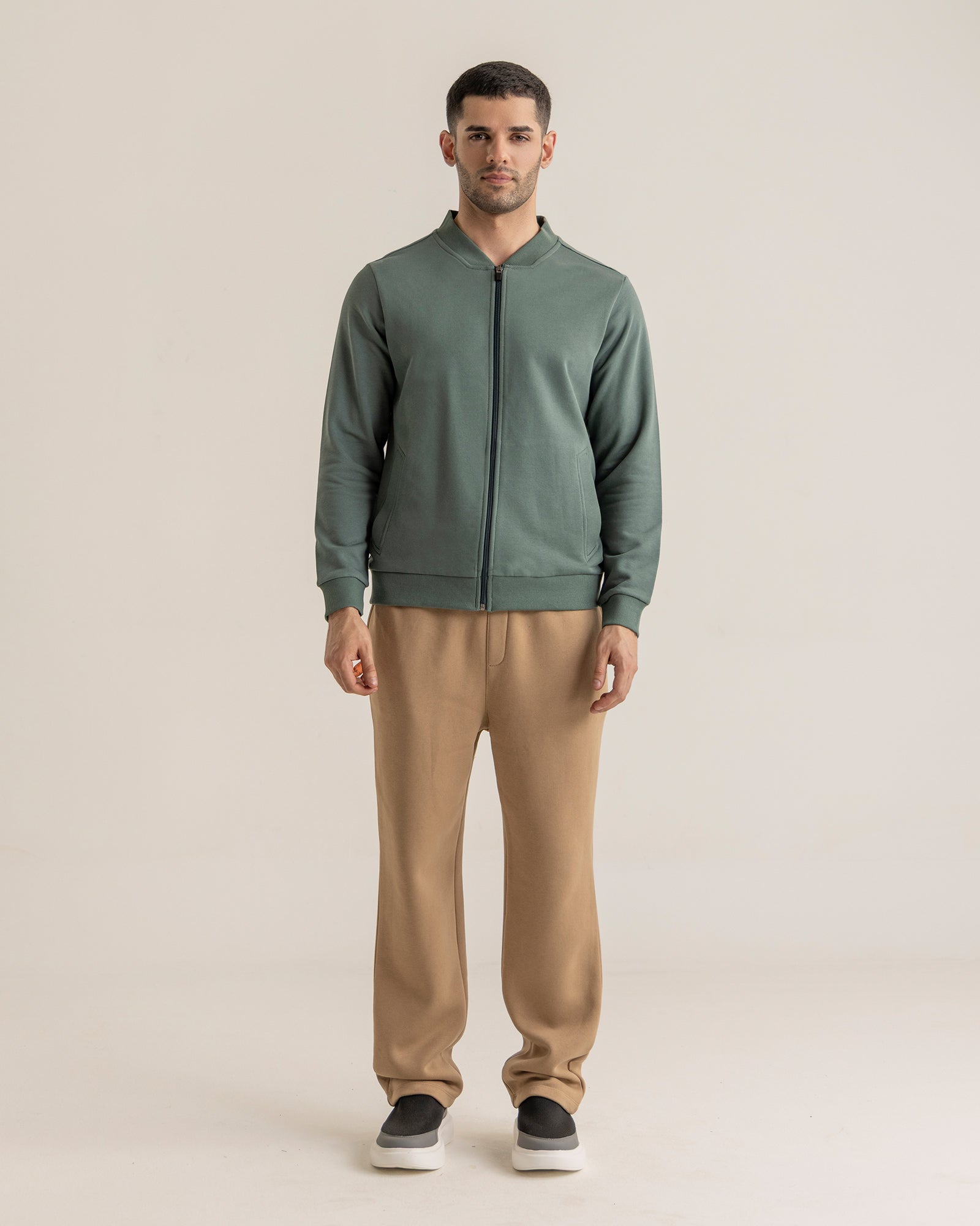 Men Basic Zip-Up Upper