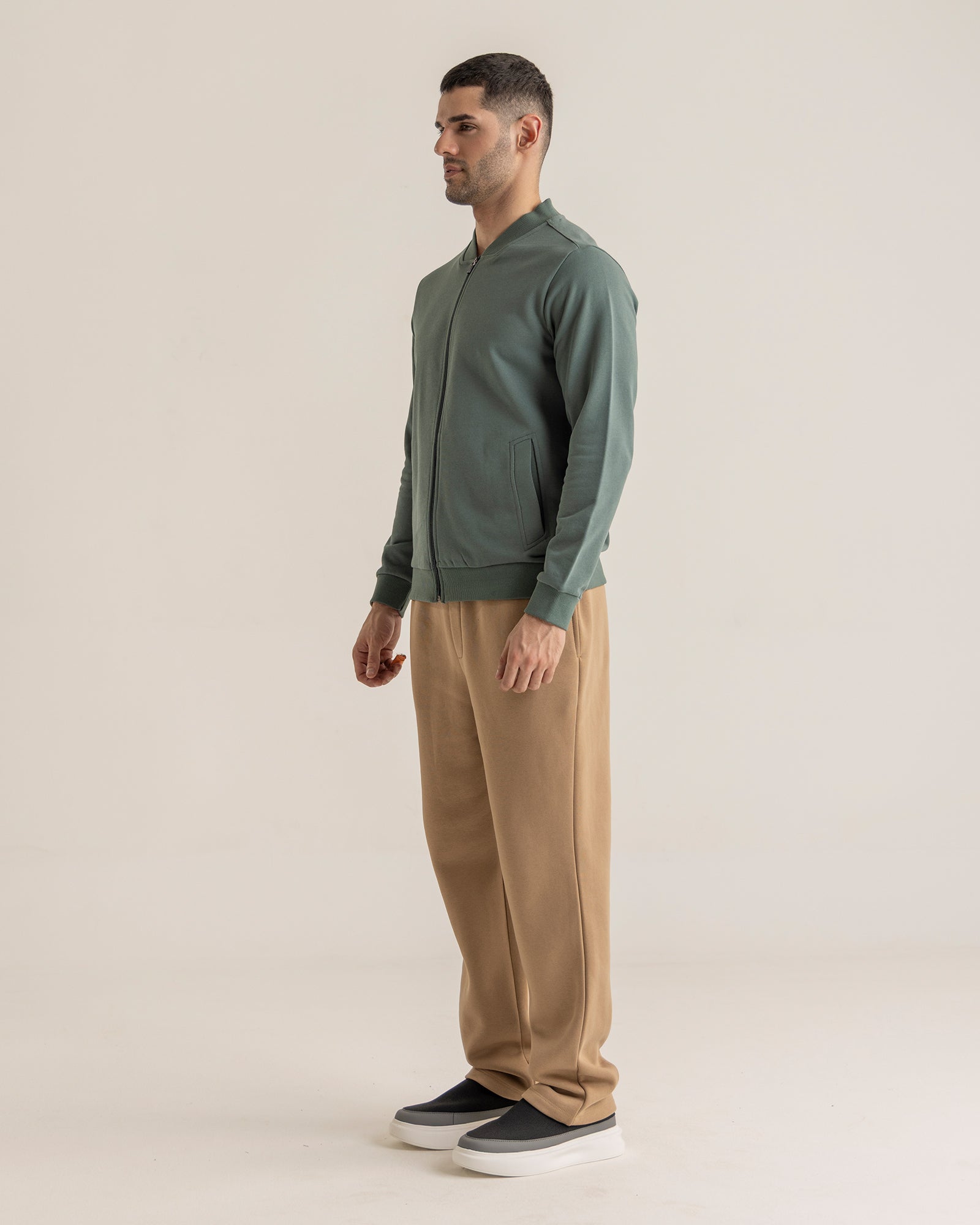 Men Basic Zip-Up Upper