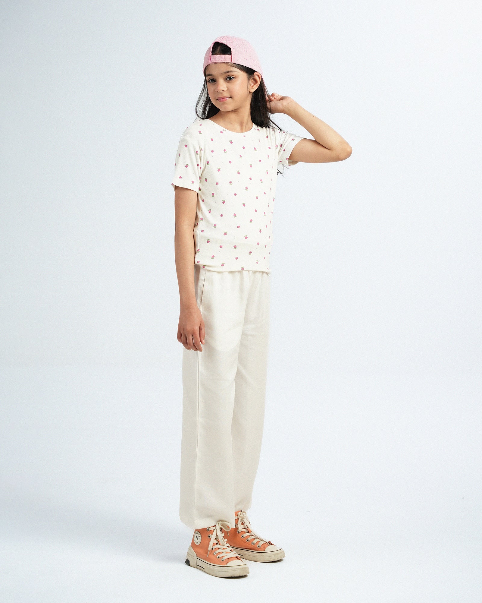 shop online girls t shirts for summer in Pakistan