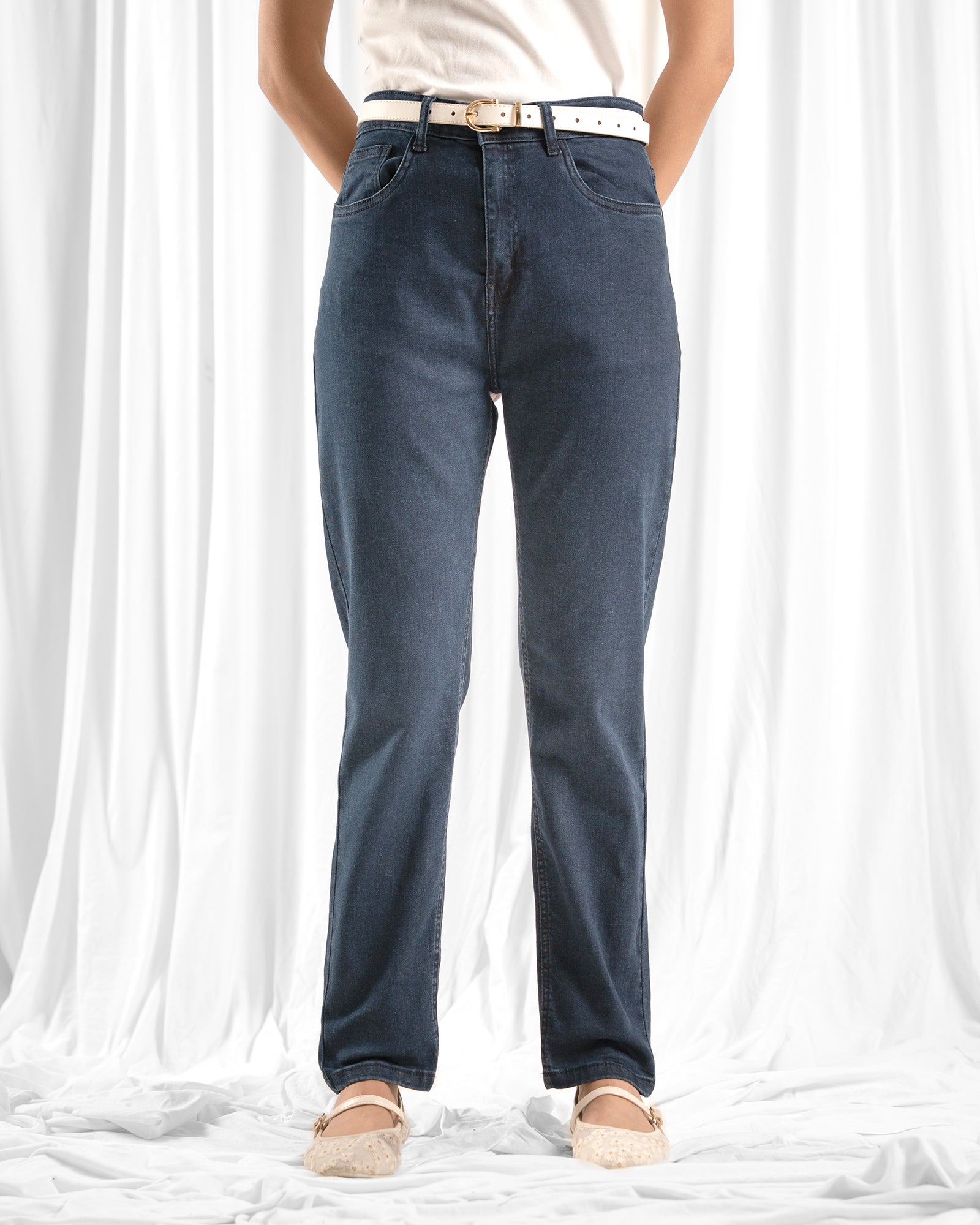 shop online casual denim jeans for women in Pakistan
