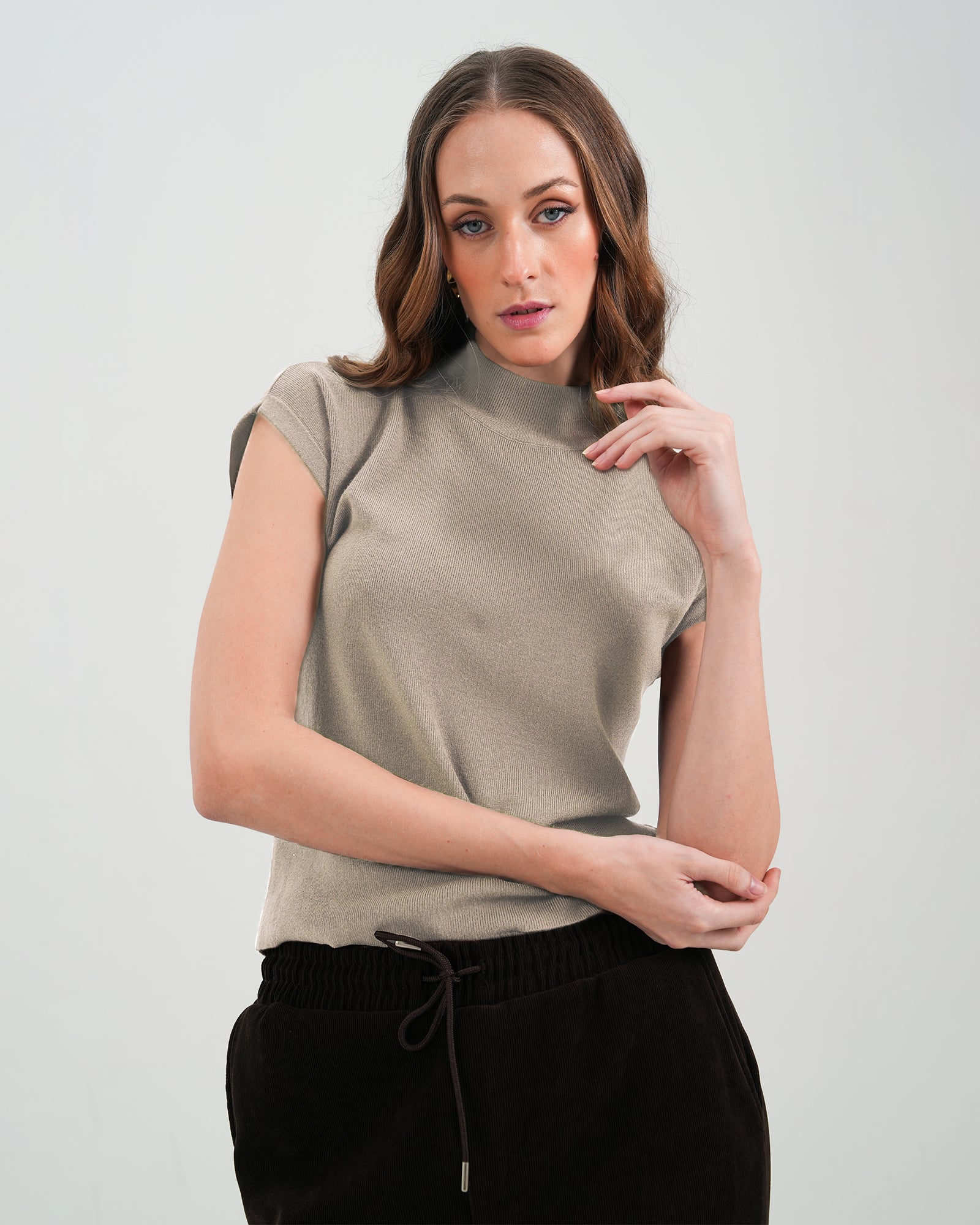 Women Sleeveless Sweater