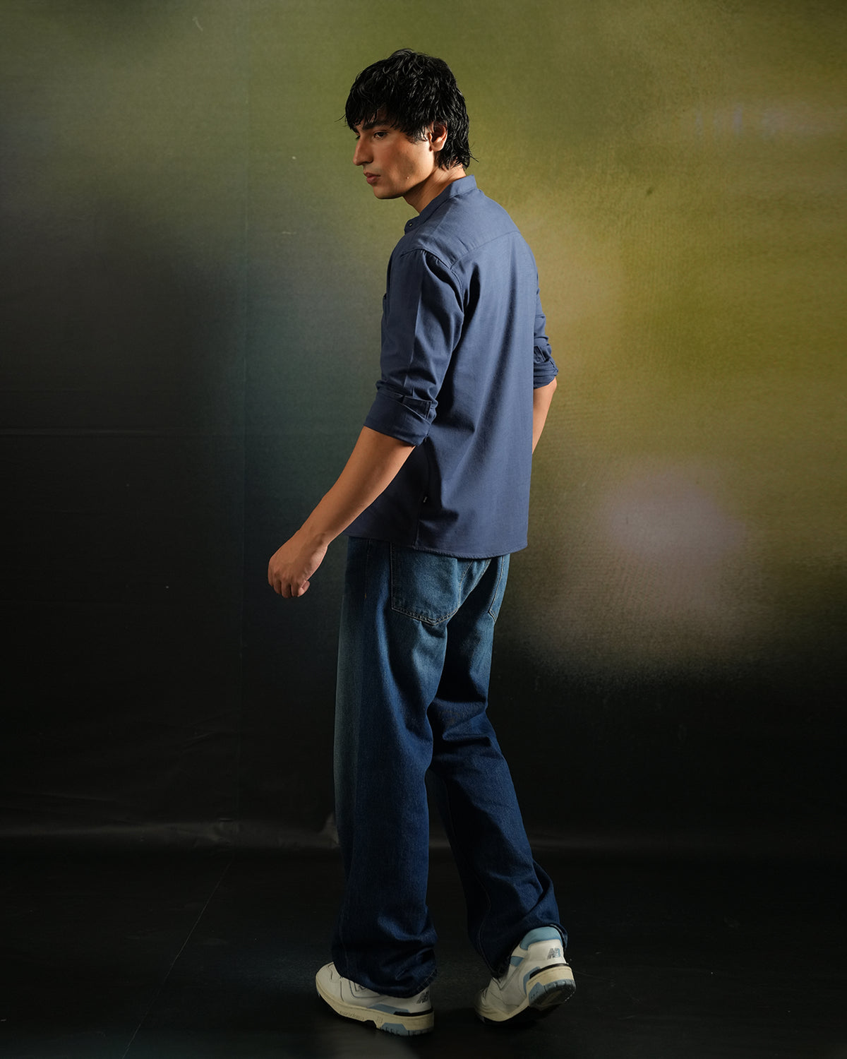 Men Relaxed Fit Casual Shirt