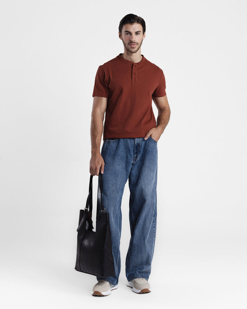 Men Henley