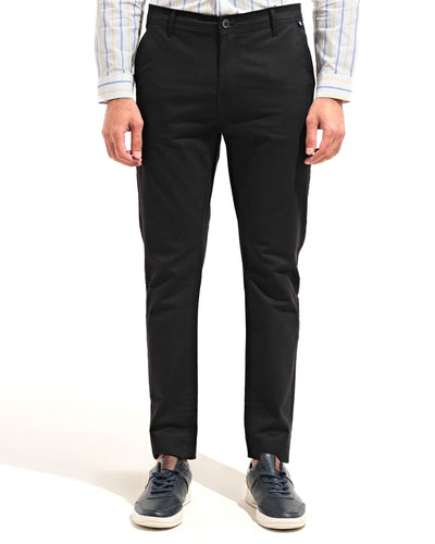 Men Carrot Fit Pants