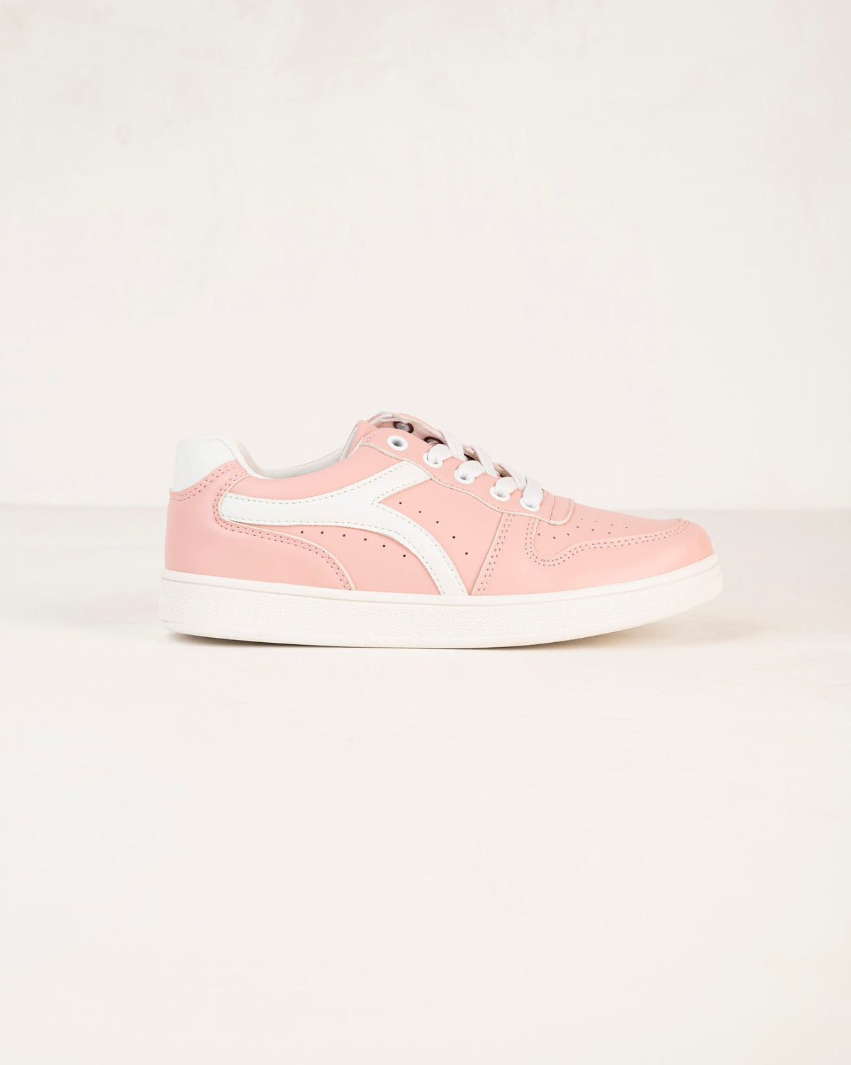 Sneakers - Engine - Buy Now