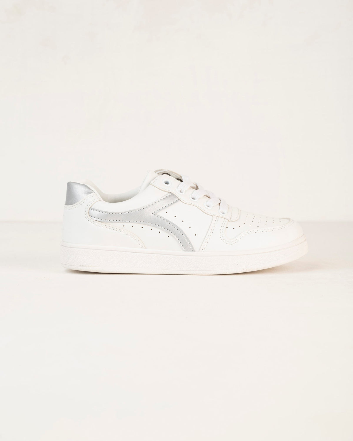 Sneakers - Engine - Buy Now