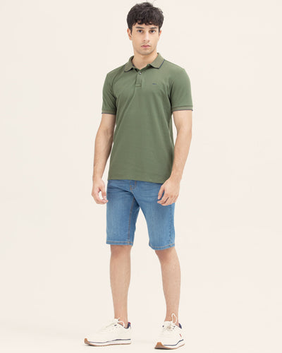 Men Solid Polo
