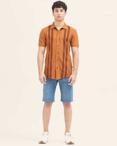 Men Striped Button Down